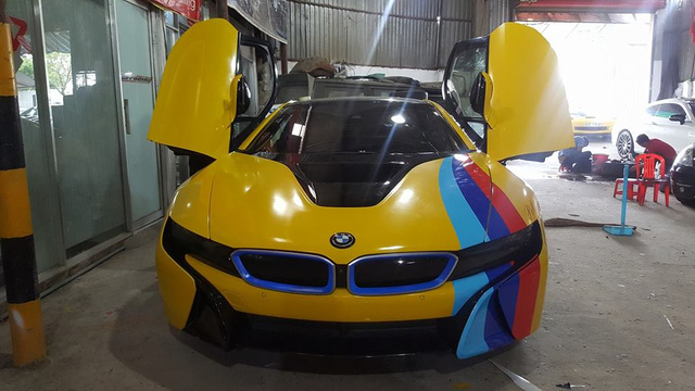 đầu xe BMW i8 3