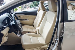 Hàng ghế trước của Toyota Vios 2017