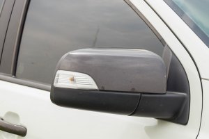 Gương chiếu hậu của Ford Ranger 2016