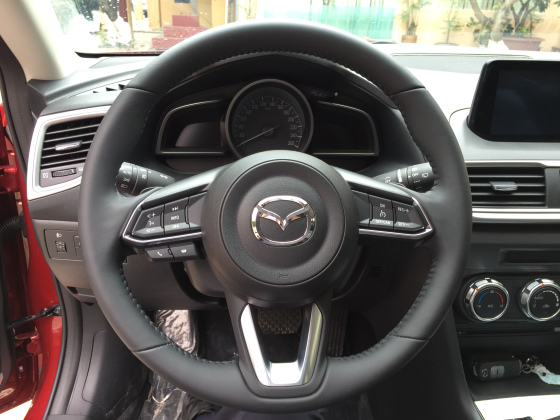 Vô lăng Mazda 3 2017 Vô lăng Mazda 3 2017 10