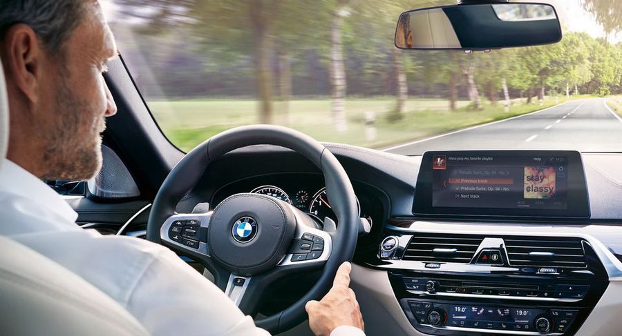 BMW đưa công nghệ trợ lý ảo Alexa lên các mẫu xe