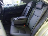 Hàng ghế sau của Toyota Camry 2016 