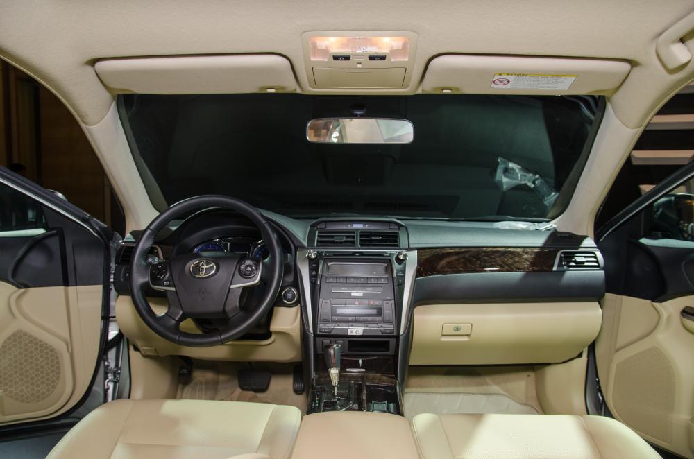 Nội thất của Toyota Camry 2016