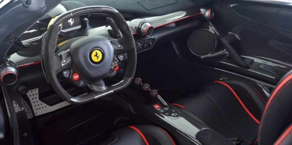 Nội thất của Ferrari LaFerrari Aperta