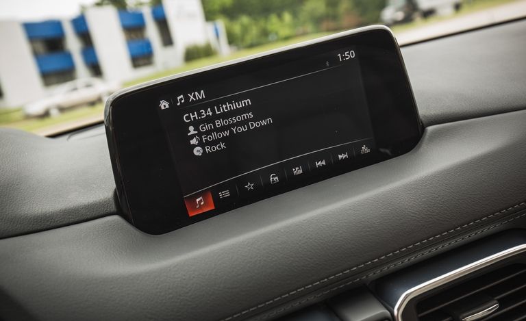 Tiện nghi trên Mazda CX-5 2017