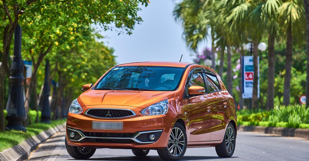 đầu xe Mitsubishi Mirage 2016 2