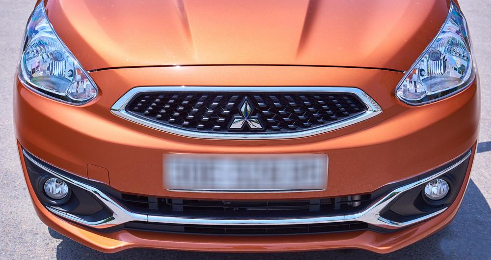 lưới tản nhiệt Mitsubishi Mirage 2016 4