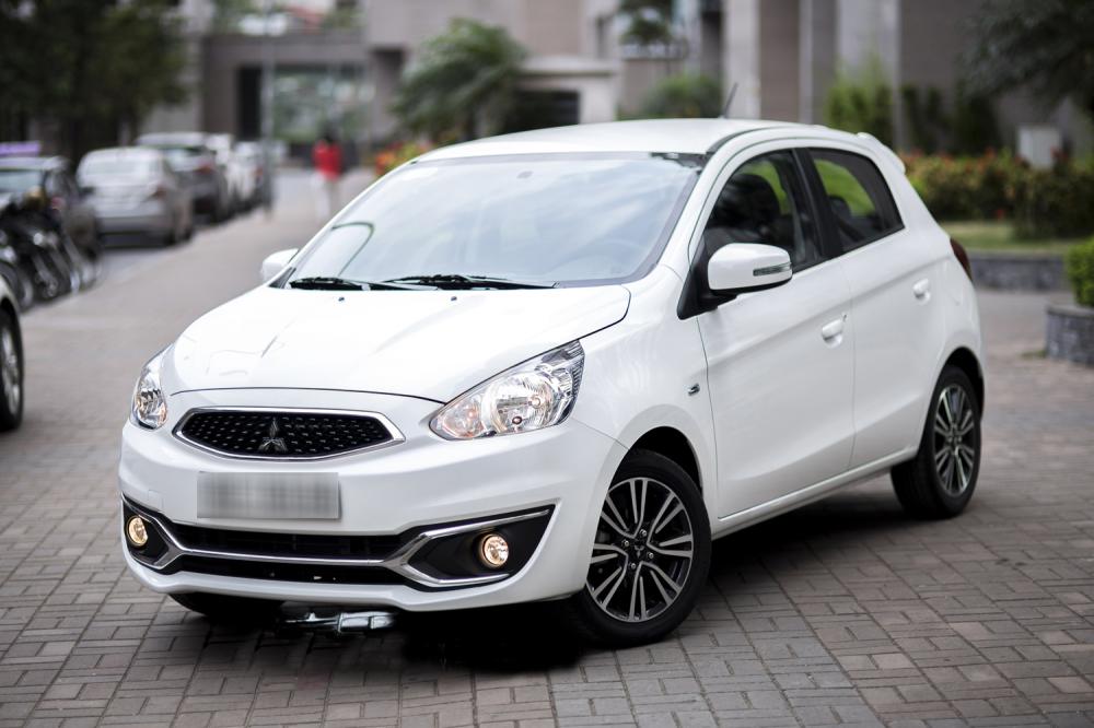 thân xe Mitsubishi Mirage 2016 5