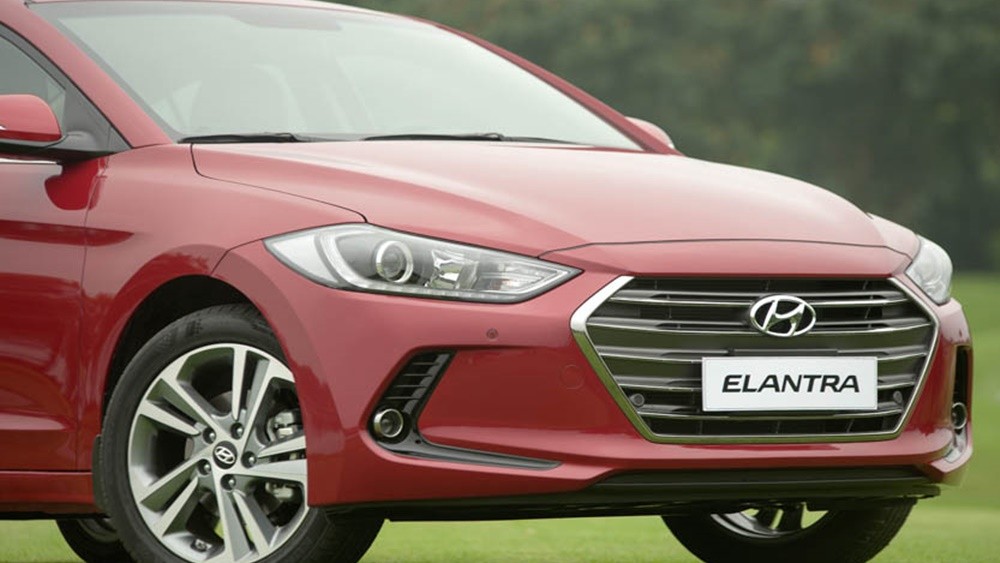 lưới tản nhiệt Hyundai Elantra 2017 lưới tản nhiệt Hyundai Elantra 2017 4