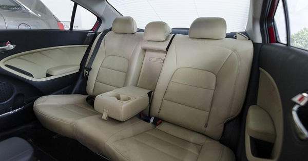 ghế sau Kia Cerato 2017 ghế sau Kia Cerato 2017 15