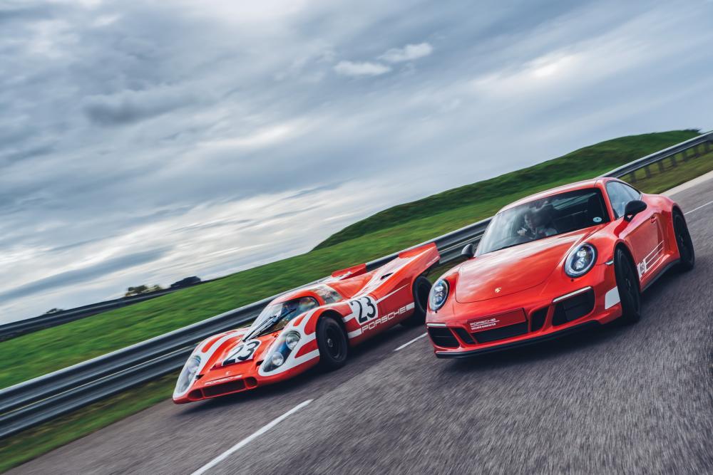 Ra mắt phiên bản đặc biệt Porsche 911 Carrera 4 GTS “British Legends Edition” Porsche 911 Carrera 4 GTS “British Legends Edition”