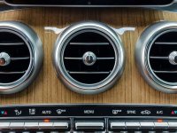 Cách bố trí bảng tablo trên Mercedes-Benz GLC-Class 2017