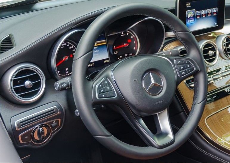 Vô-lăng Mercedes-Benz GLC-Class 2017 