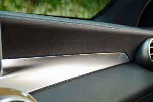 Thiết kế nội thất của Mercedes-Benz GLC-Class 2017