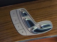 Dãy nút bấm ở cabin của Mercedes-Benz GLC-Class 2017 