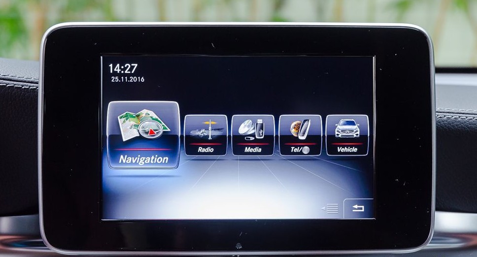 Hệ thống giải trí trên Mercedes-Benz GLC-Class 2017