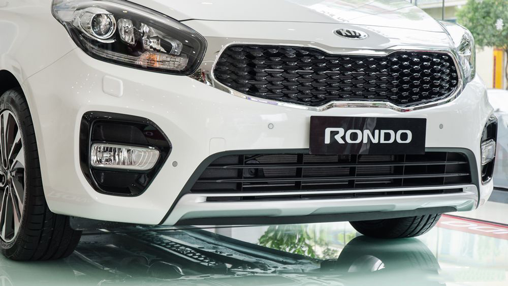 cản xe Kia Rondo 2017 5