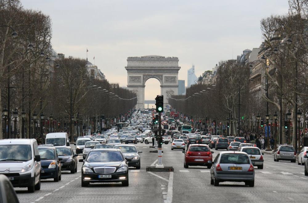 Xe diesel ở Paris được kéo dài thời gian cấm hoạt động đến năm 2030 Xe diesel ở Paris