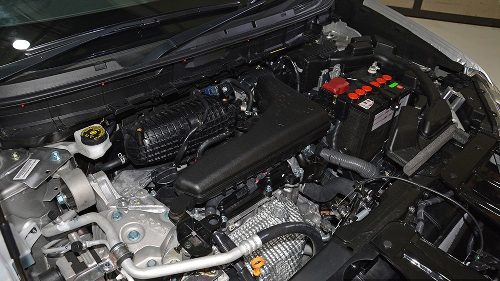 So sánh trang bị động cơ của Hyundai SantaFe 2017 và Nissan X-Trail 2017 Trang bị động cơ của Hyundai SantaFe 2017 và Nissan X-Trail 2017