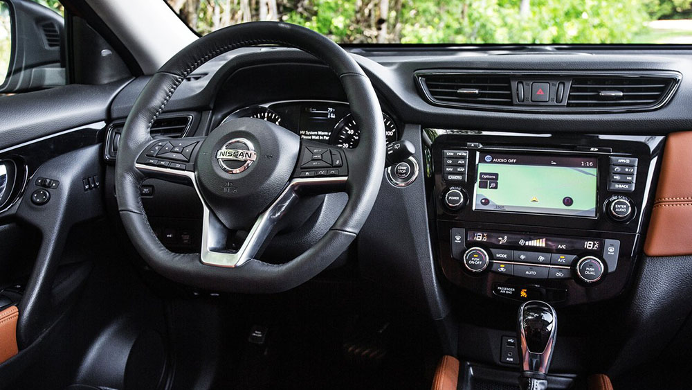 So sánh thiết kế vô-lăng của Nissan X-Trail 2017 và Hyundai SantaFe 2017 Thiết kế vô-lăng của Nissan X-Trail 2017 và Hyundai SantaFe 2017