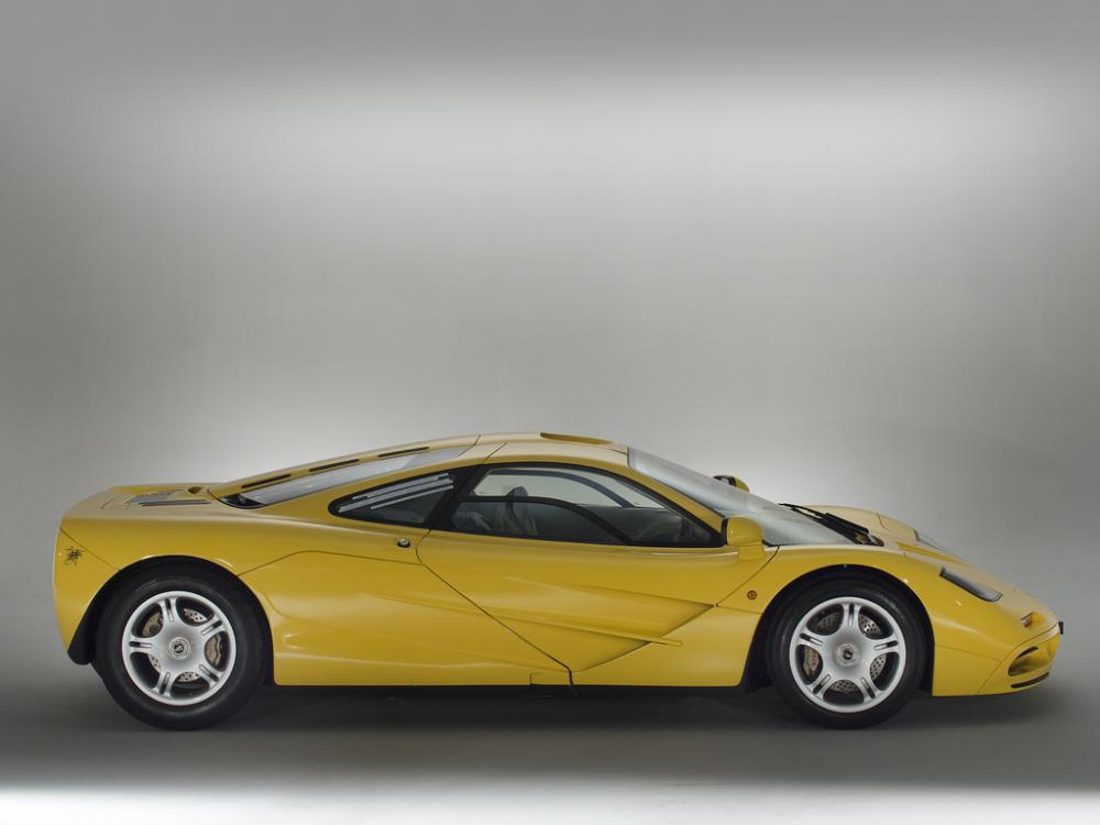 thân xe McLaren F1 thân xe McLaren F1 2