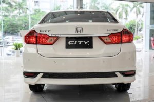 thiết kế đuôi xe của Honda City 2017 và Toyota Vios 2017 