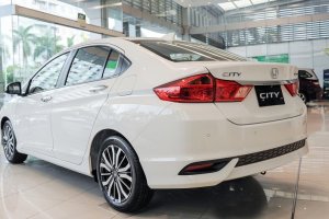 thiết kế thân xe của Honda City 2017 và Toyota Vios 2017 
