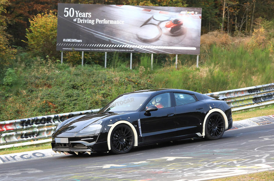 Thân xe của Porsche Mission E Thân xe của Porsche Mission E