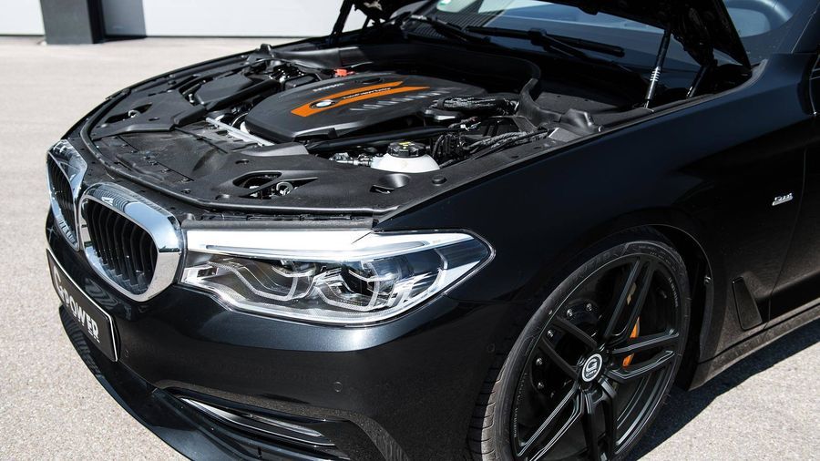 động cơ BMW M550d xDrive 2