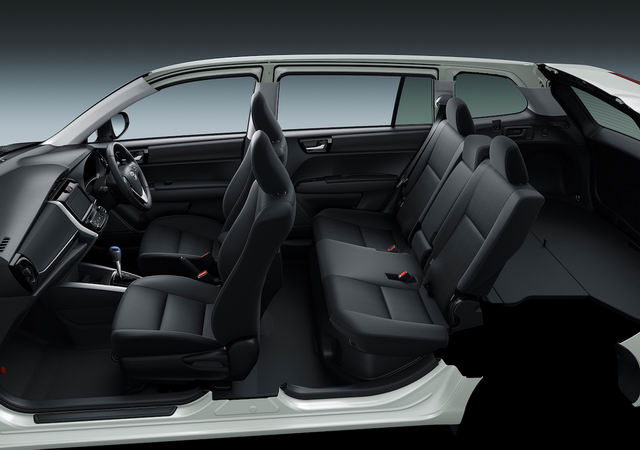 ghế xe Toyota Corolla Fielder 2018 4