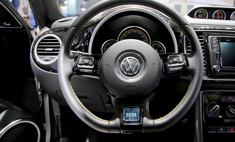  Volkswagen Beetle Dune 2017 5