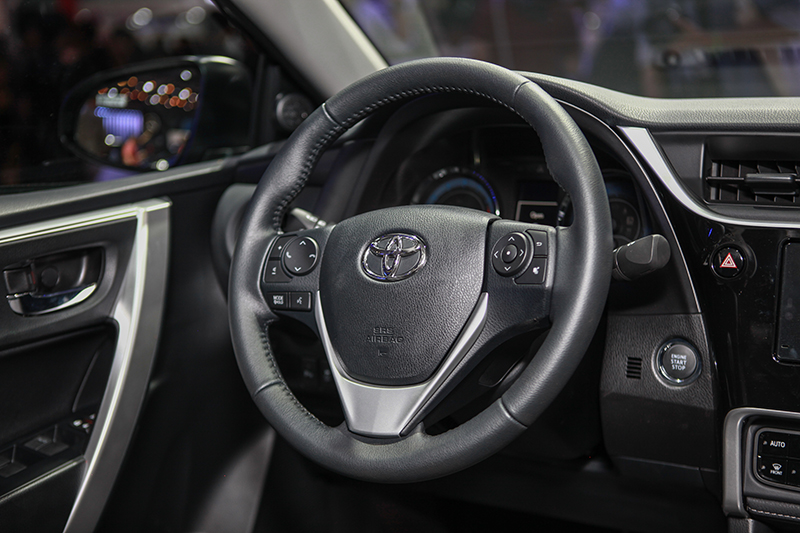 vô-lăng Toyota Corolla Altis 2017 