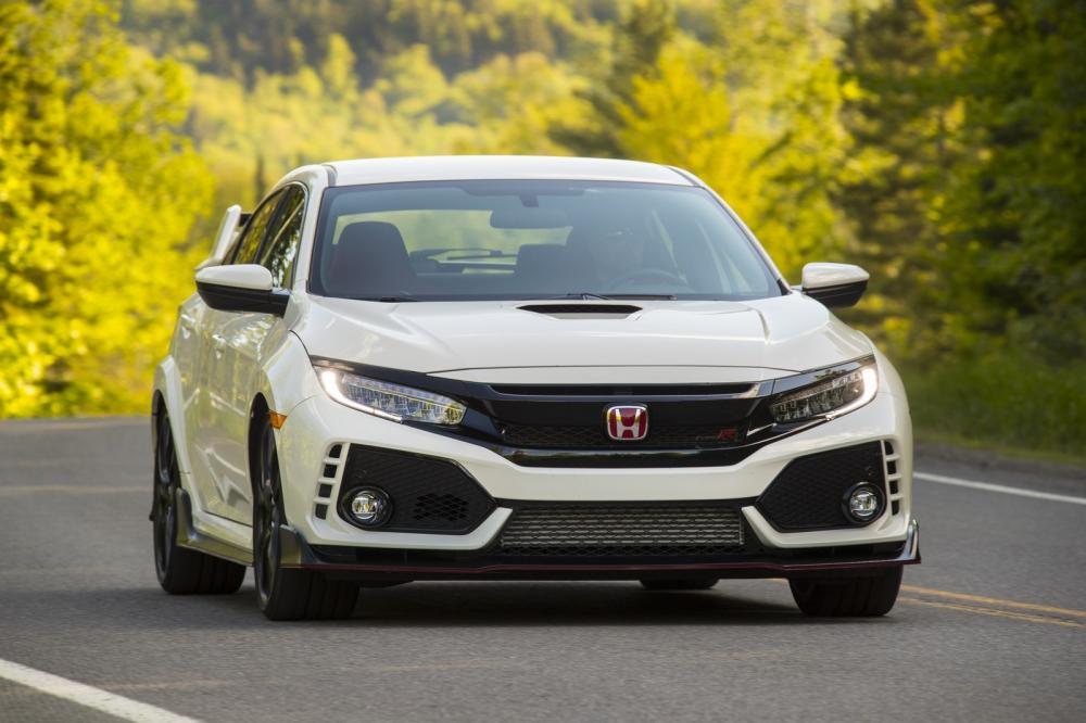 Đầu xe của Honda Civic Type R