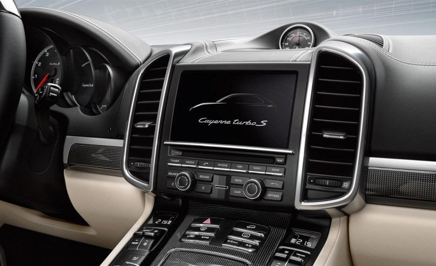 hệ thống thông tin giải trí của Porsche Cayenne 2017 