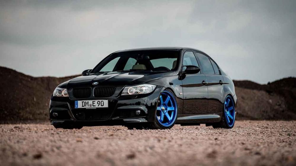 BMW 3-Series E90 “lột xác” với bộ mâm Z-Performance 1