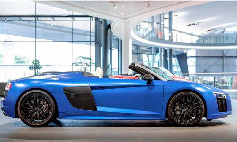 Audi R8 V10 Spyder sở hữu thiết kế đẹp mắt Audi R8 V10 Spyder 1