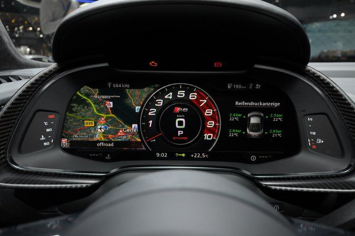 khoang cabin của Audi R8 2017 