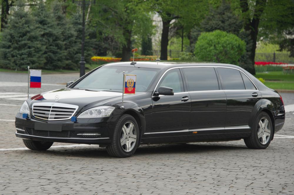 Xe siêu sang Mercedes-Maybach S600 Pullman Guard của Tổng thống Nga Xe siêu sang Mercedes-Maybach S600 Pullman Guard