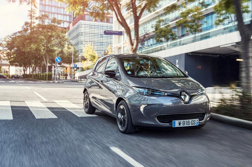 Dòng xe thuần điện và lai điện vẫn đắt hơn loại xe dùng động cơ xăng hoặc diesel Ô tô điện bao giờ mới là xu hướng