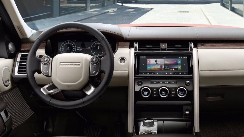 Land Rover Discovery 2018 - góc nhìn của buồng lái Land Rover Discovery 2018 - góc nhìn của buồng lái