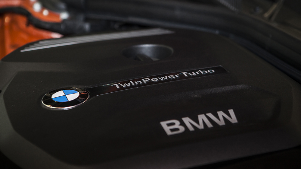 động cơ xe BMW 118i 2016 23