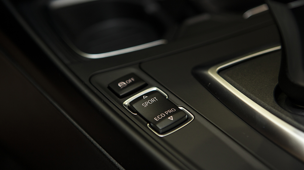 nút điều khiển BMW 118i 2016 16