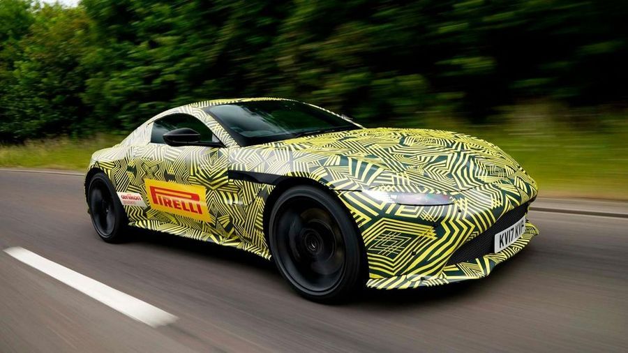 Aston Martin Vantage 2019 trên đường chạy 2