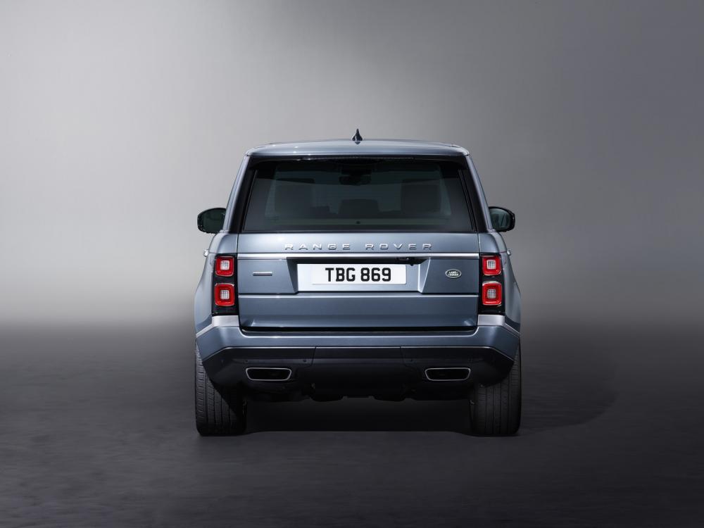 Thiết kế đuôi xe của Range Rover SVAutobiography 2018  Thiết kế đuôi xe của Range Rover SVAutobiography 2018