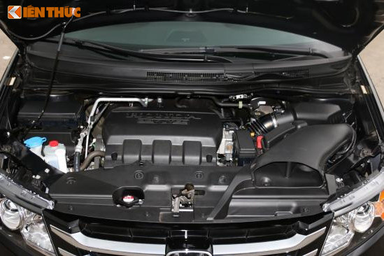 Honda Odyssey Touring Elite 6