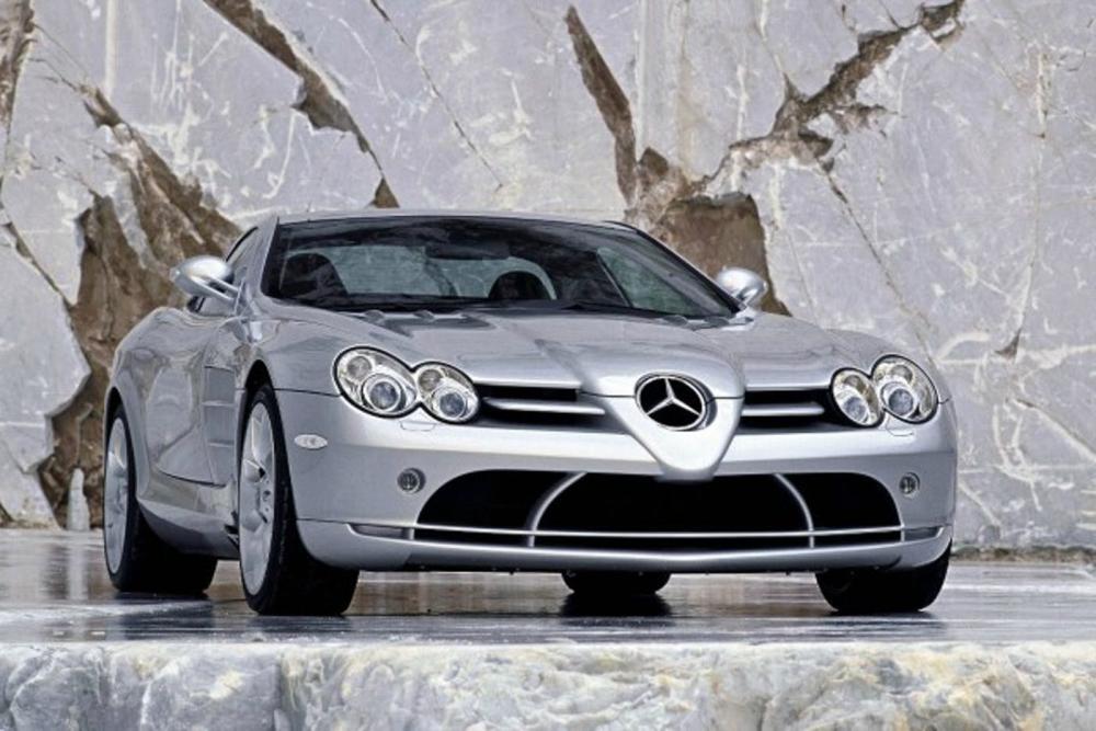 Bộ sưu tập xe hơi với mẫu xe Mercedes-Benz SLR McLaren