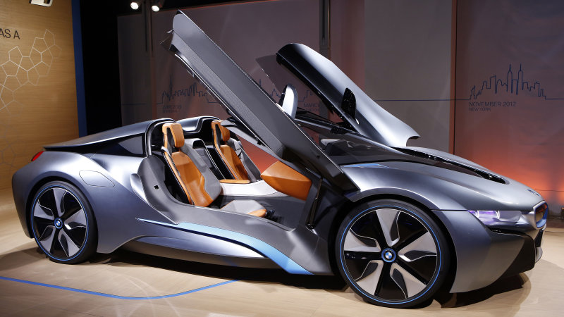 BMW i8 Roadster trước thềm triển lãm ô tô LA