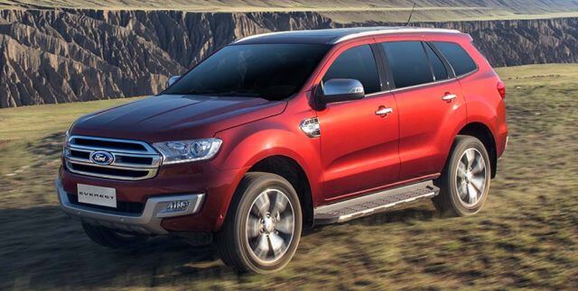 So sánh thiết kế thân xe của Toyota Fortuner 2017 và Ford Everest 2016 thiết kế thân xe của Toyota Fortuner 2017 và Ford Everest 2016