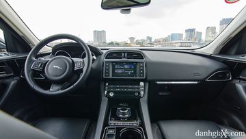 Jaguar F-Pace 2018 