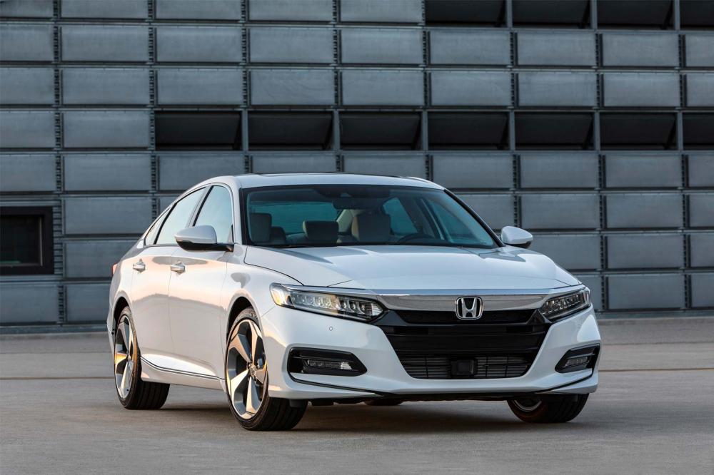 So sánh tổng thể Honda Accord 2018 và Toyota Camry 2018 tổng thể Honda Accord 2018 và Toyota Camry 2018